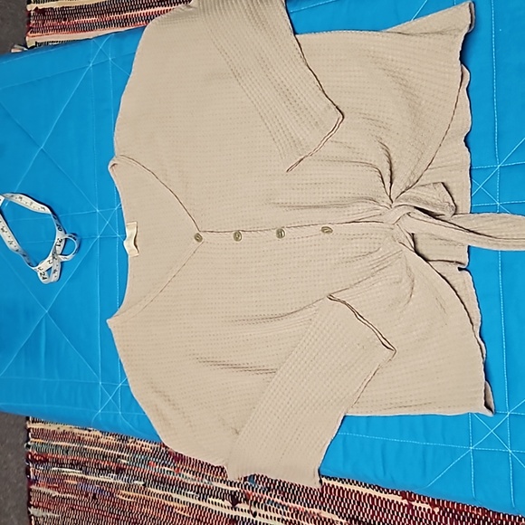 Top size lg - Picture 5 of 5